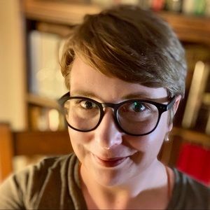 Meet your Posher, Anna